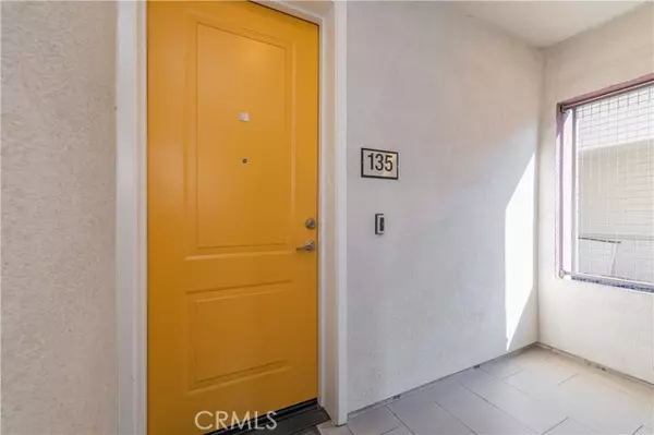 135 Bowery, Irvine, CA 92612