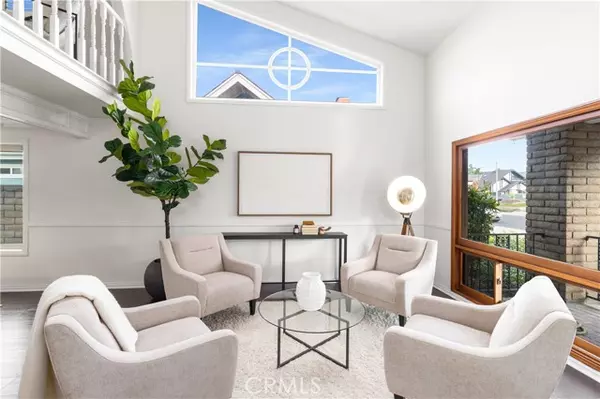 Lake Forest (el Toro), CA 92630,22911 Plainview