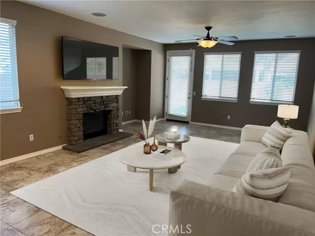 Eastvale, CA 92880,14354 Wolfhound