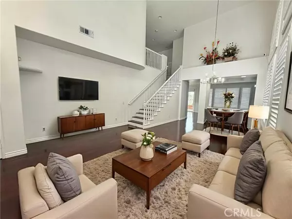 Huntington Beach, CA 92648,1202 Summerview