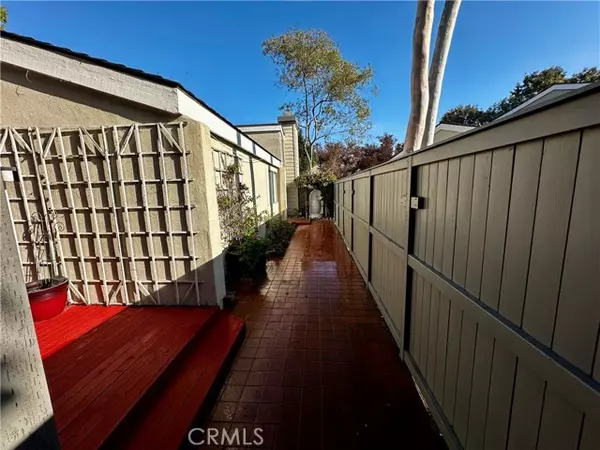 19811 Deep Harbor, Huntington Beach, CA 92648