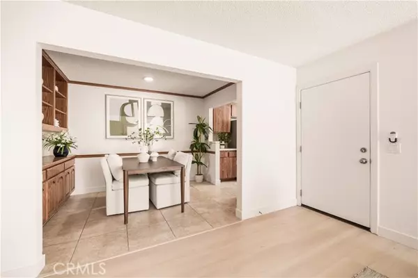 Irvine, CA 92614,37 Rockwood