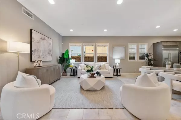 Lake Forest (el Toro), CA 92630,215 Bryce Run