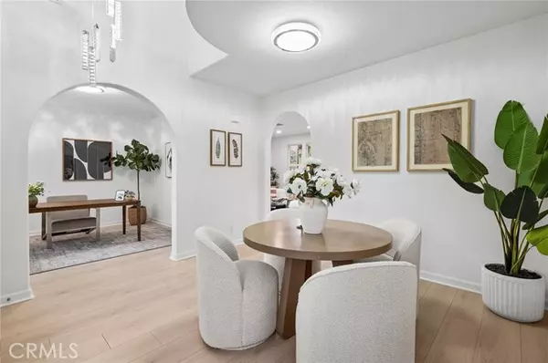 Irvine, CA 92603,345 Tall Oak