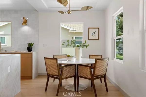 Anaheim, CA 92805,925 W Autumn