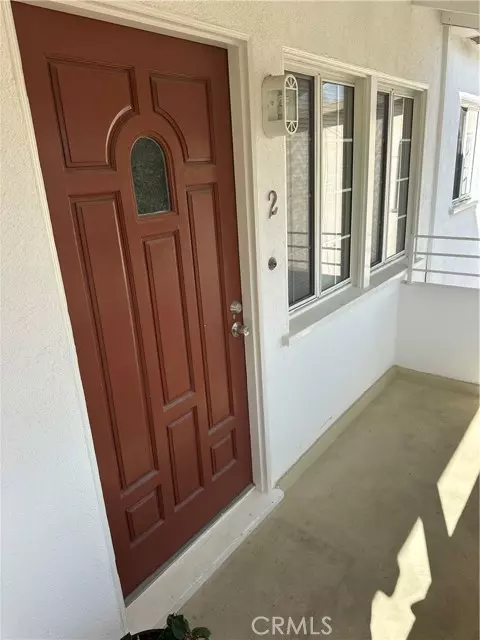 139 10th #2, Seal Beach, CA 90740