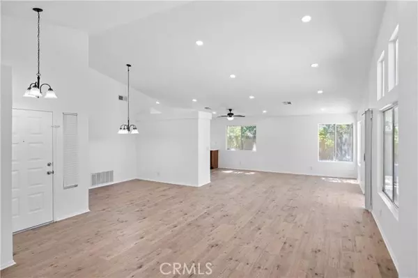 Lancaster, CA 93536,44133 32nd