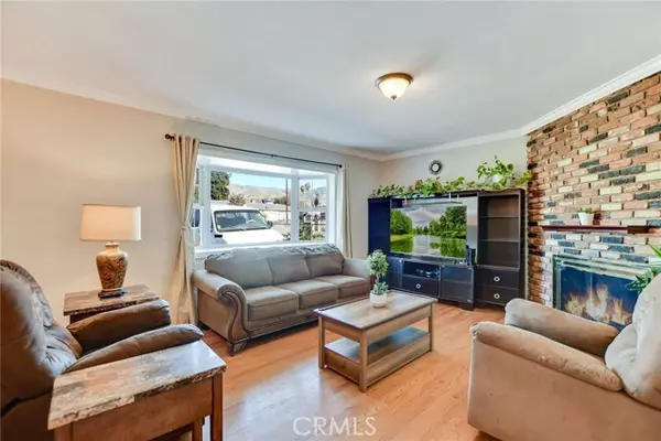 San Bernardino, CA 92404,25809 Date