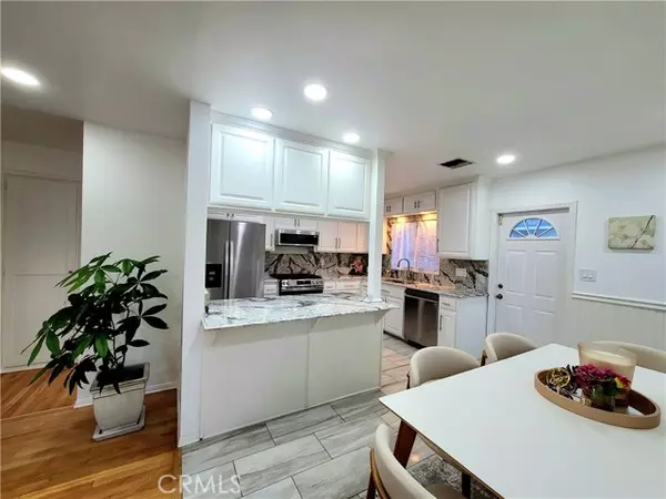 Long Beach, CA 90808,3034 N Ocana