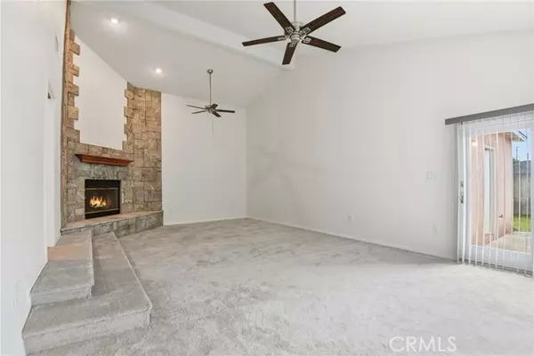 Lakewood, CA 90713,4703 Palo Verde Ave