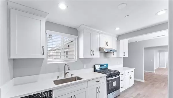 1531 W Orange Grove Avenue, Pomona, CA 91768