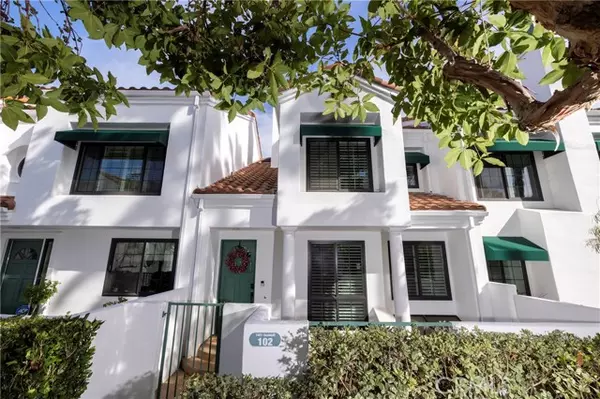 7401 Seabluff #102, Huntington Beach, CA 92648