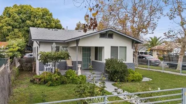 Los Angeles, CA 90044,1301 W 60th Place