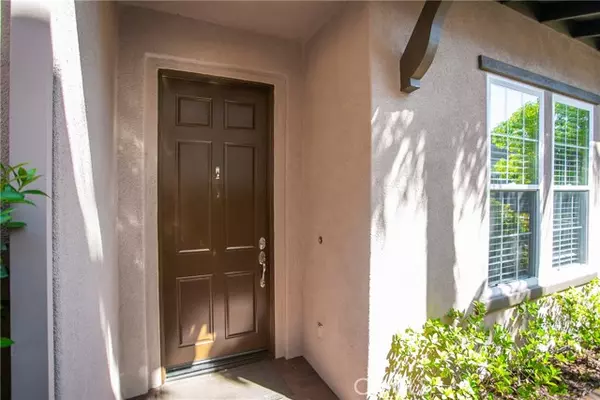 Irvine, CA 92602,31 Dinuba