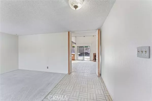 Irvine, CA 92604,15422 Alsace