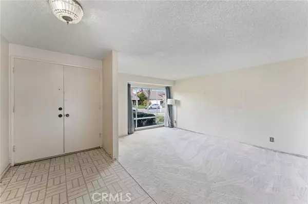 Irvine, CA 92604,15422 Alsace