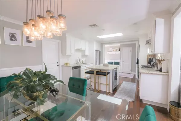 1226 Londonderry Street, Costa Mesa, CA 92626