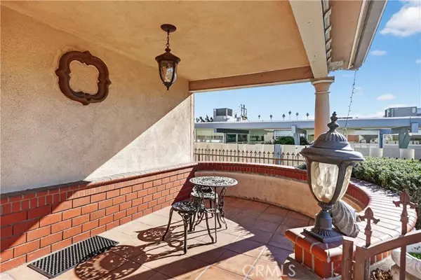 Pomona, CA 91768,606 N Park