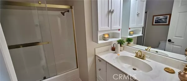 Tustin, CA 92780,2352 Dahlia Dr