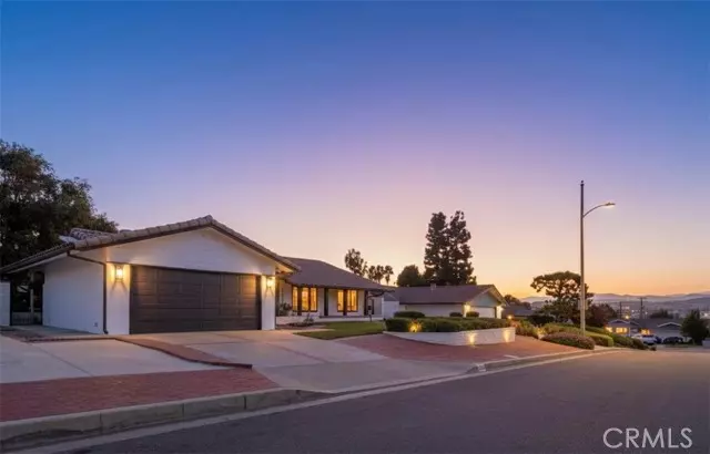 Orange, CA 92865,3032 N Oceanview