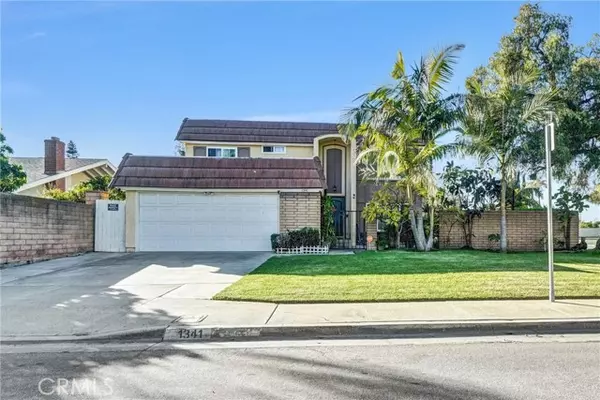 1341 S Pembrooke Lane, Anaheim, CA 92804