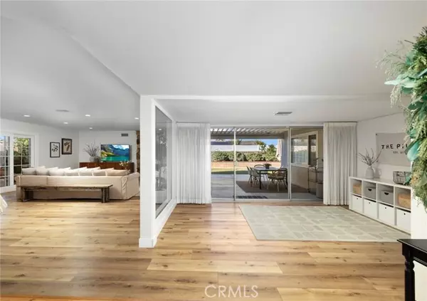 Placentia, CA 92870,5121 Cedarlawn