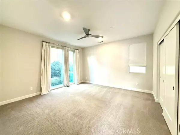 Lake Forest (el Toro), CA 92630,590 Catalonia