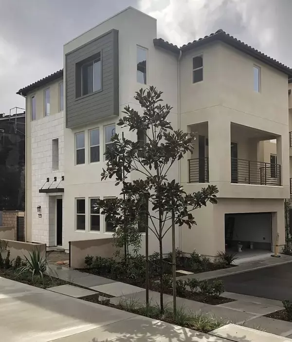 590 Catalonia, Lake Forest (el Toro), CA 92630