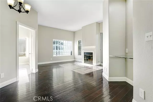 Los Angeles, CA 90042,6140 Monterey Road #406