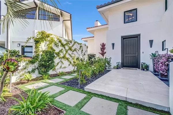 Huntington Beach, CA 92649,16412 Ardsley Circle