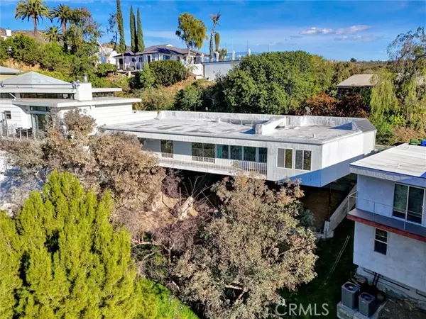 Los Angeles, CA 90068,3219 Tareco