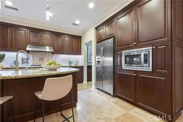 Irvine, CA 92618,21 Deergrass