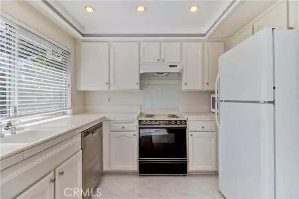 Laguna Woods, CA 92637,3285 San Amadeo #A