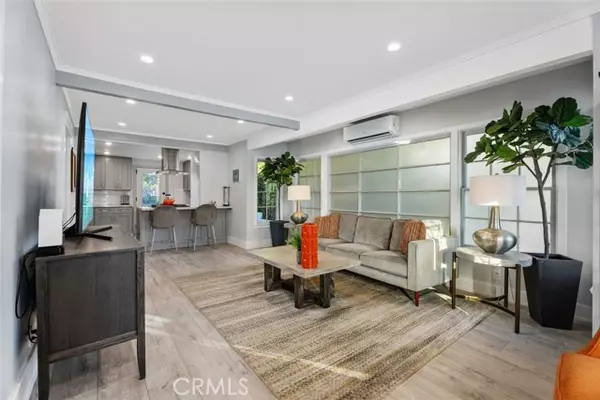 Laguna Beach, CA 92651,414 Cypress