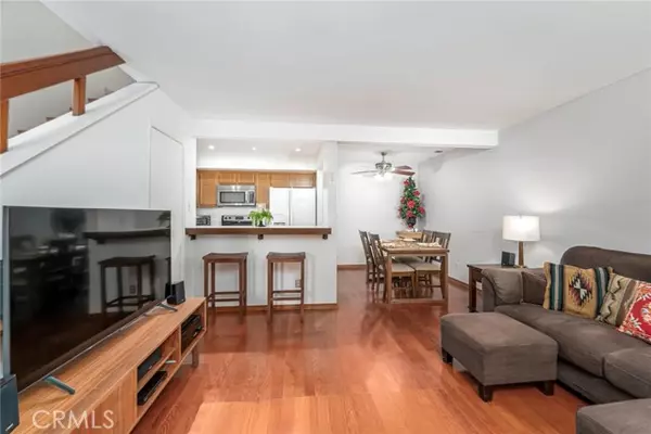 Lake Forest (el Toro), CA 92630,25712 Le Parc #48