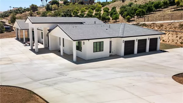 Fallbrook, CA 92028,2027 Via Monserate