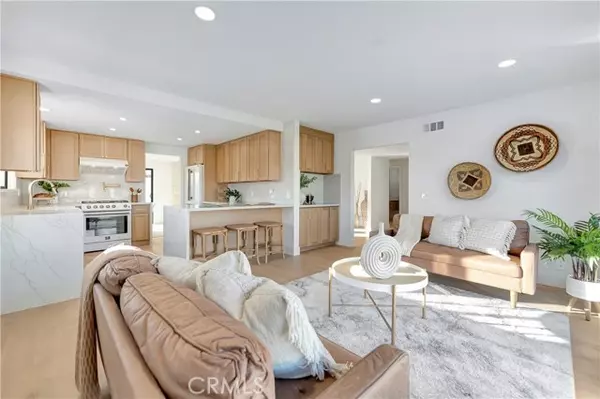 Huntington Beach, CA 92646,21211 Binghampton Circle