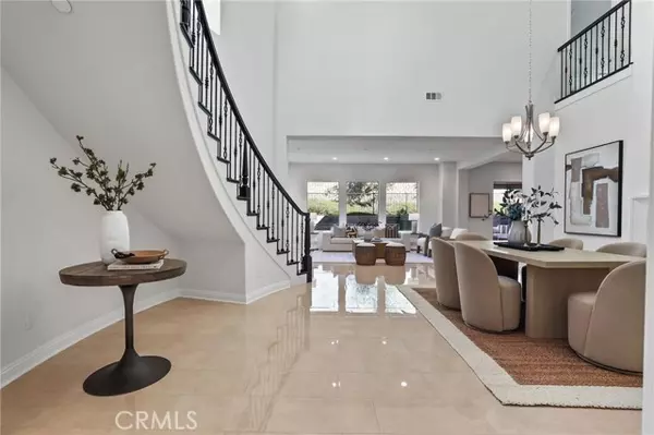 Lake Forest (el Toro), CA 92679,5567 Heritage Oak Dr