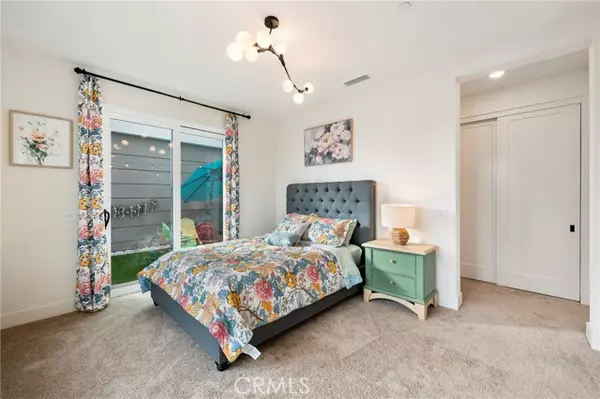 Tustin, CA 92780,2125 Skylar Pl