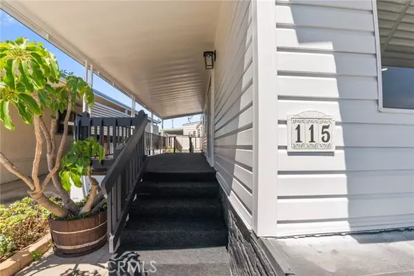 Westminster, CA 92683,15621 Beach Boulevard #115