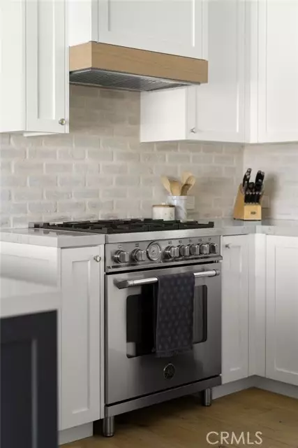 Laguna Beach, CA 92651,790 Hermosa Way