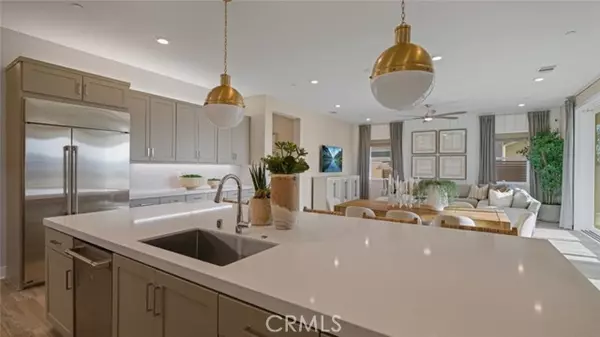 Valencia (santa Clarita), CA 91354,29409 Via Diamante