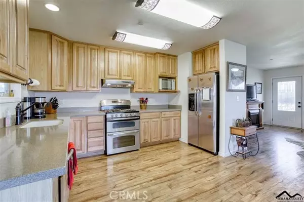 5809 Highway 99 W, Corning, CA 96021