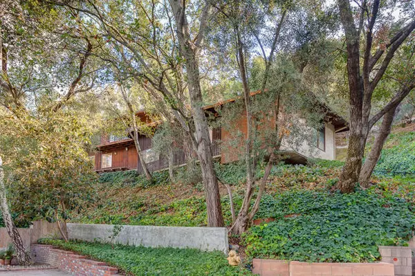 4270 Mesa Vista Drive, La Canada Flintridge, CA 91011