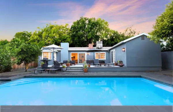 4800 Hampton Road, La Canada Flintridge, CA 91011