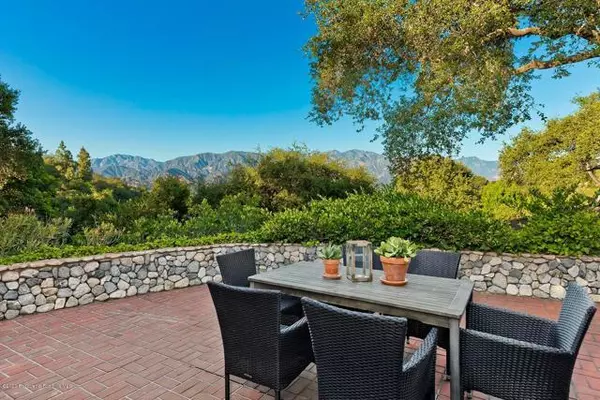 1058 Inverness Drive, La Canada Flintridge, CA 91011