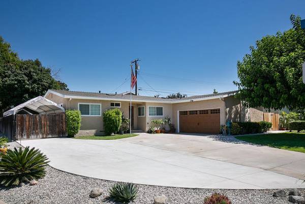 737 W Carter Drive, Glendora, CA 91740