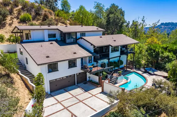 5062 Westslope Lane, La Canada Flintridge, CA 91011