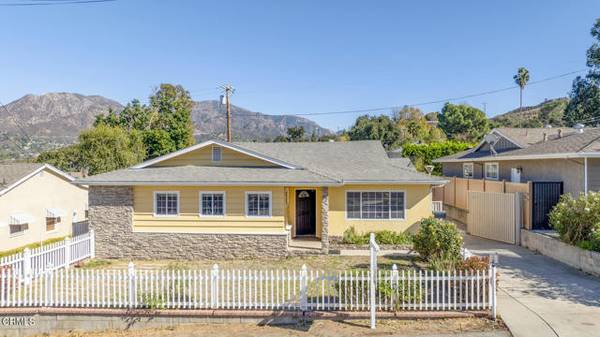 10128 Eldora Avenue, Sunland (los Angeles), CA 91040