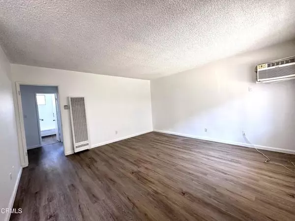 Glendale, CA 91203,365 W Milford Street #3